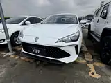 Фото 1 - Roewe i5