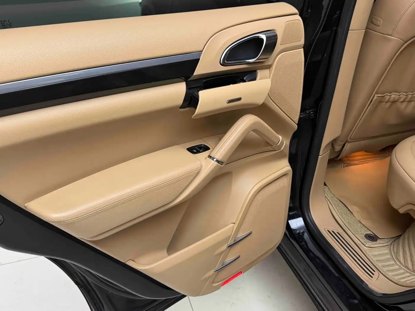 Porsche Cayenne 2011 Cayenne 3.0T фото 11