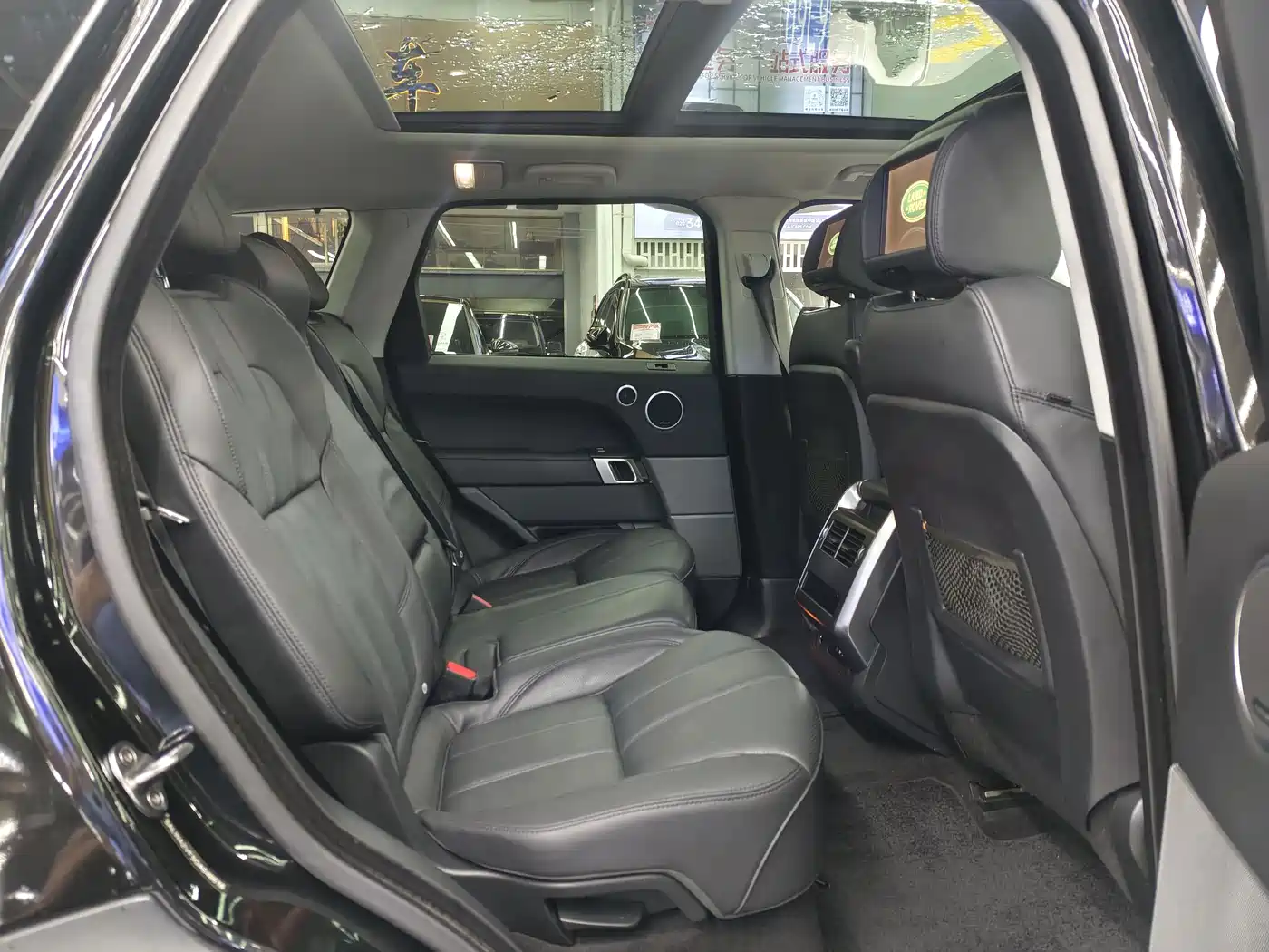 Фото 8 - Land Rover Range Rover Sport