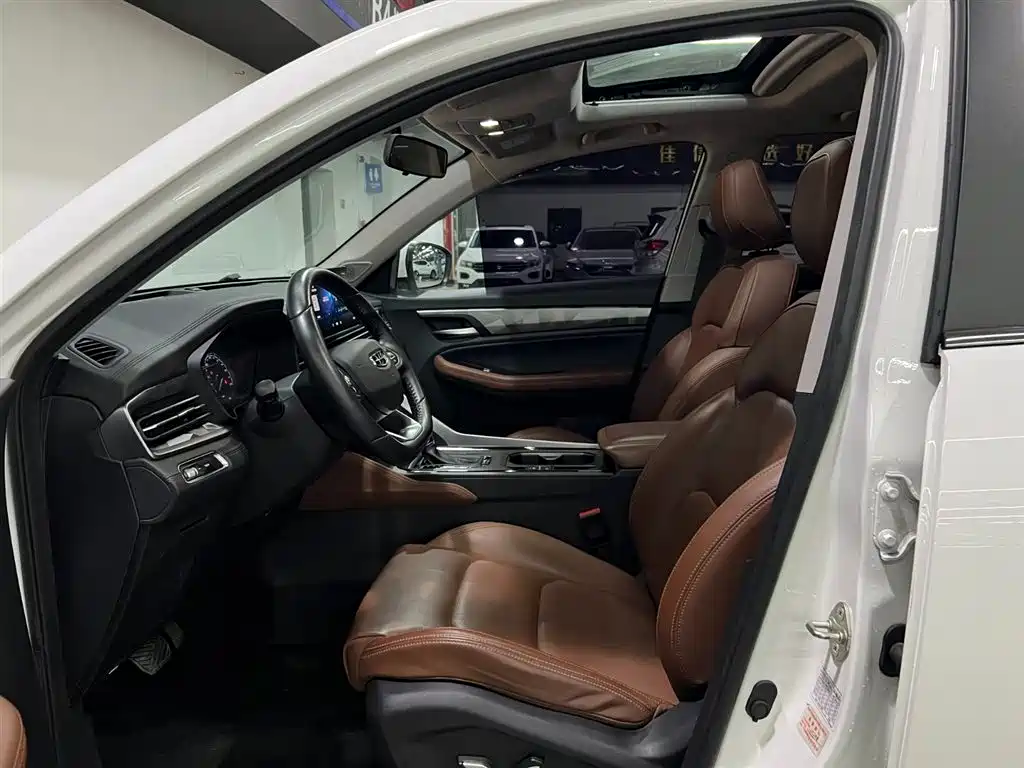 GEELY AUTOMOBILE VISION X6