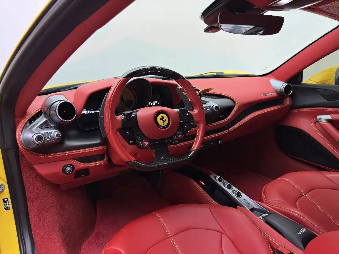 Ferrari F8 2021 2019 Tributo 3.9T V8