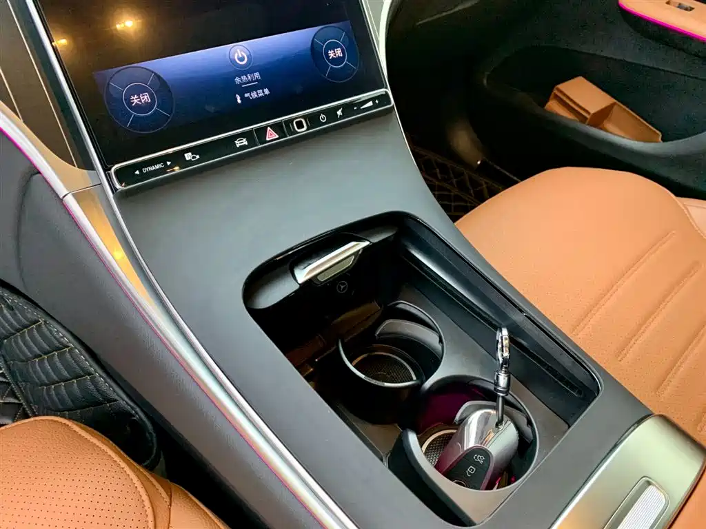 Mercedes-Benz GLC 2024 GLC 300 L 4MATIC Luxury 5-seater фото 25