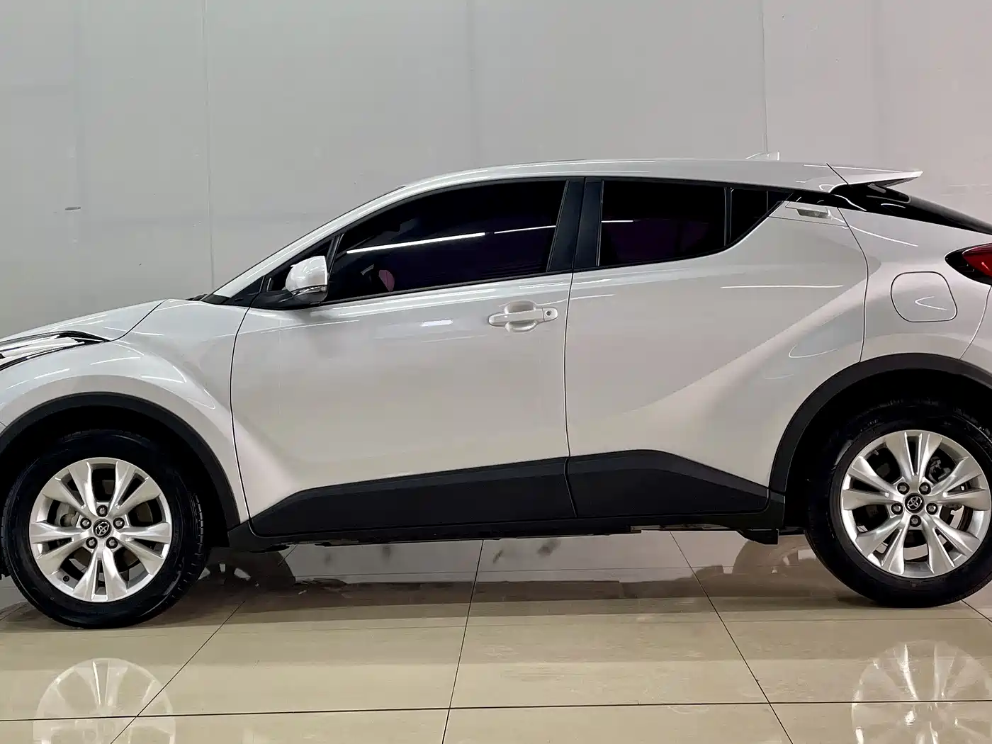 Toyota IZOA 2022 2021 2.0L Yixiang Edition