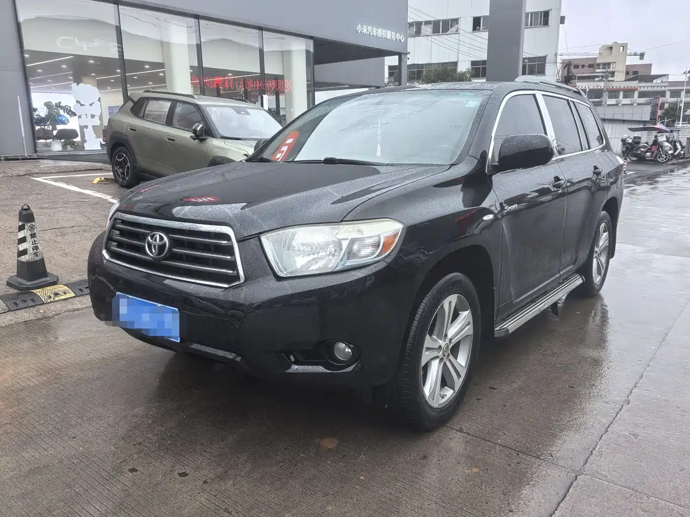 Toyota Highlander 2011 2.7L 2WD 7-seat Luxury