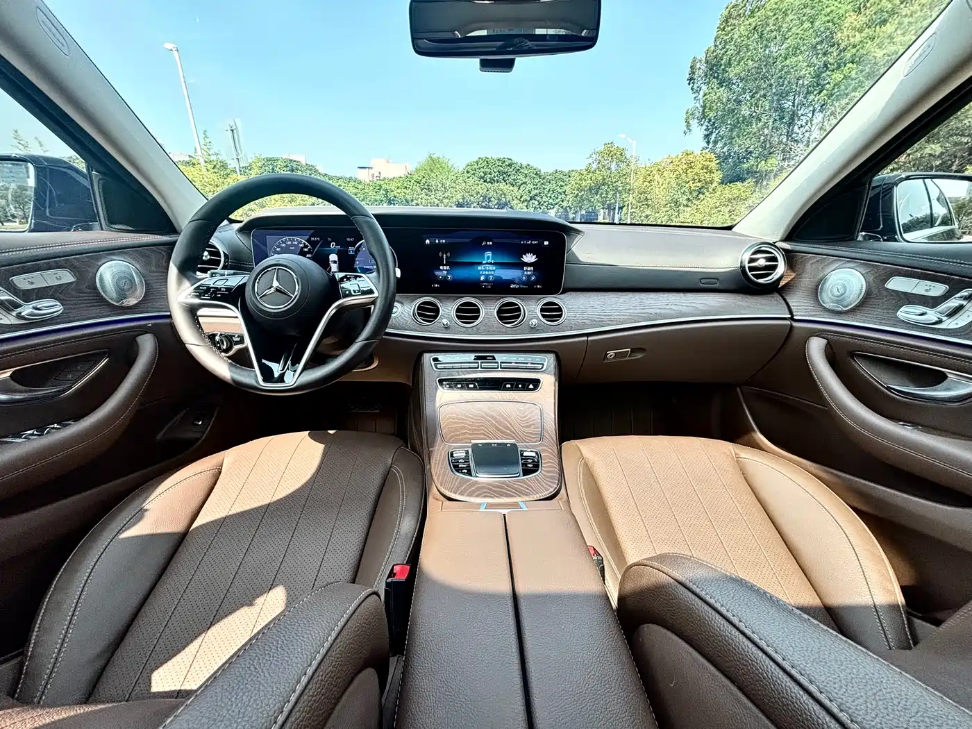 Mercedes-Benz E-Class 2023 E 300 L Luxury фото 21