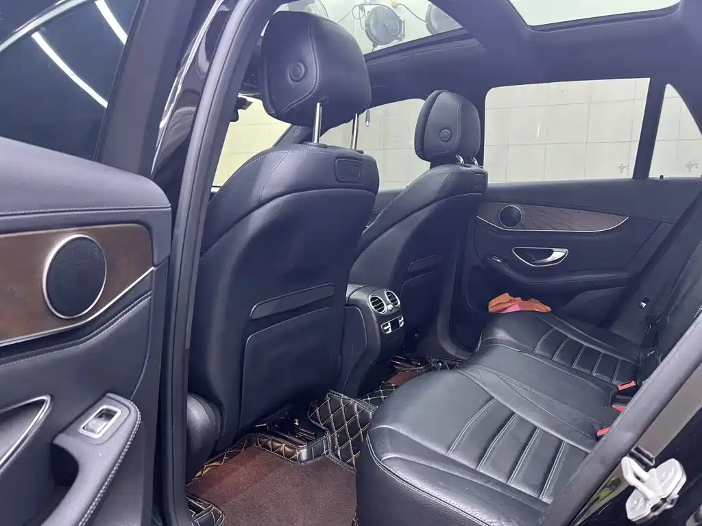 Фото 4 - Mercedes-Benz GLC