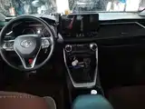 Фото 12 - Toyota Wildlander