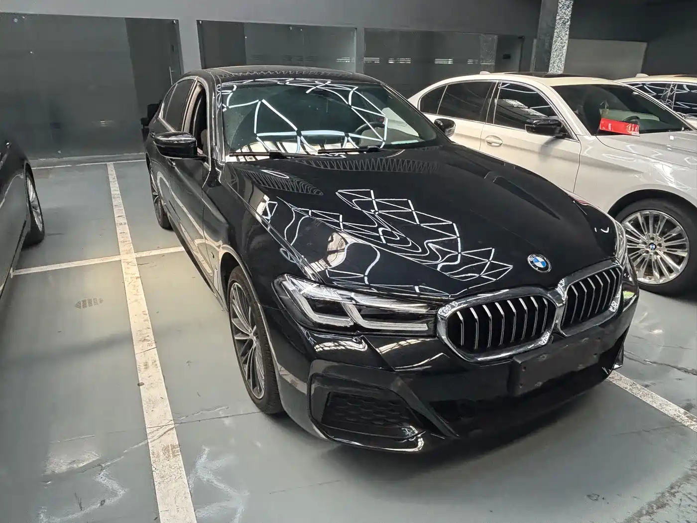 Фото 3 - BMW 5 Series
