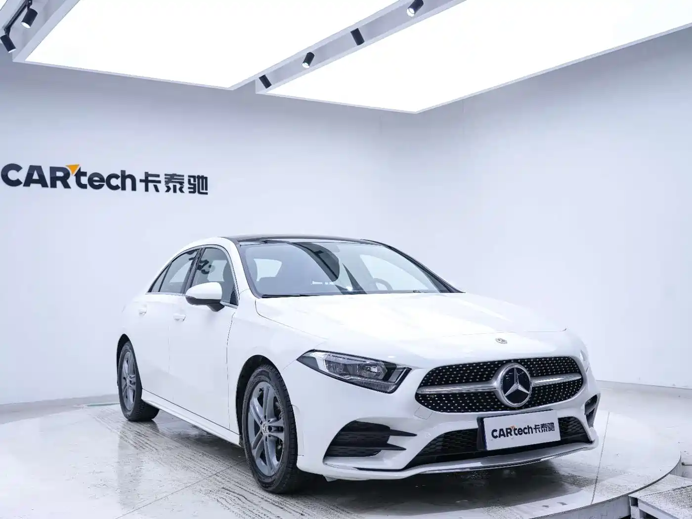 Mercedes-Benz A-Class 2022 A 180 L Sport Sedan фото 5