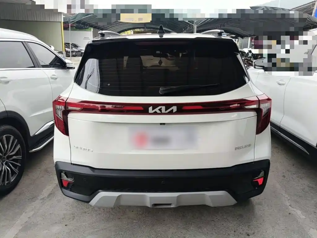 Kia Seltos 2024 2023 1.5L CVT Luxury Edition
