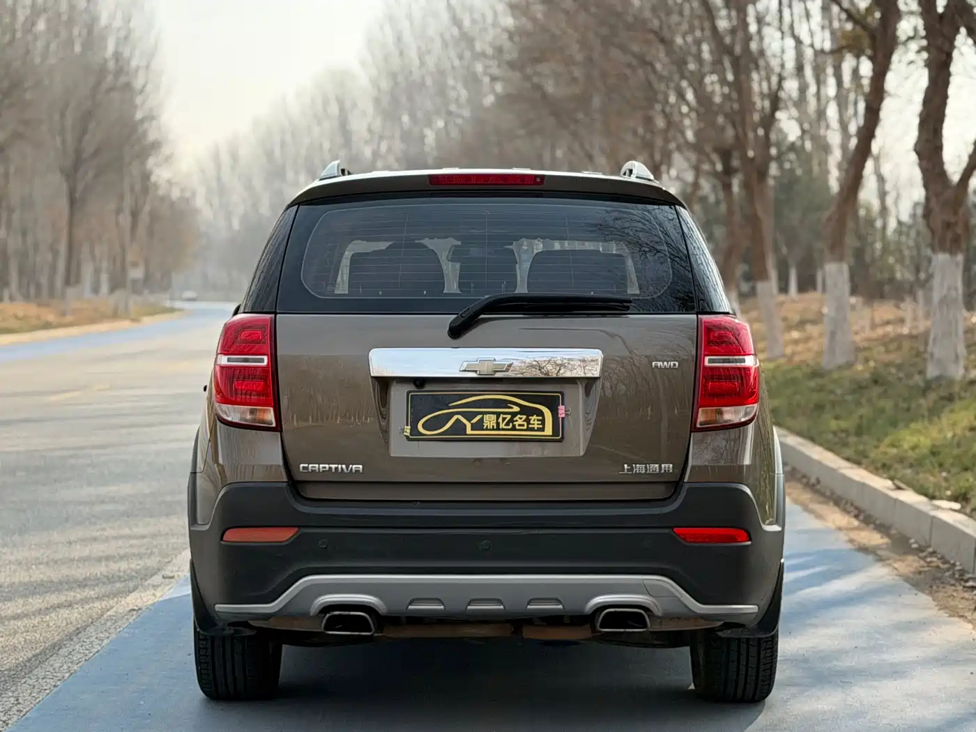 Chevrolet Captiva 2015 2.4L AWD Flagship 7-Seater фото 5