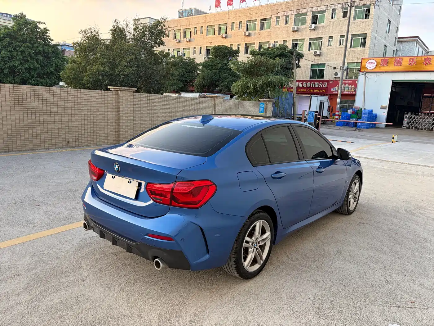 BMW 1 Series 2020 Model 120i M Sport Package фото 8