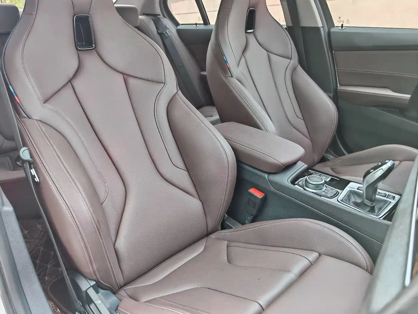 BMW 1-SERIES