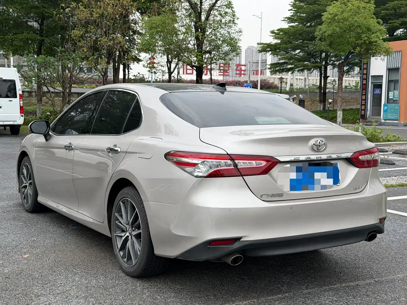 Toyota Camry 2021 2.5G Luxury Edition фото 6