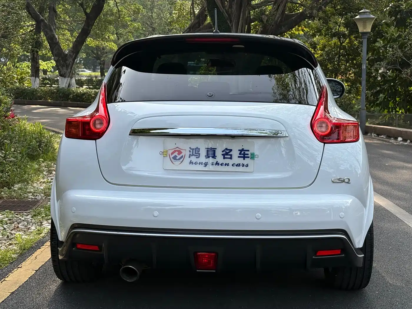 2019 Infiniti ESQ