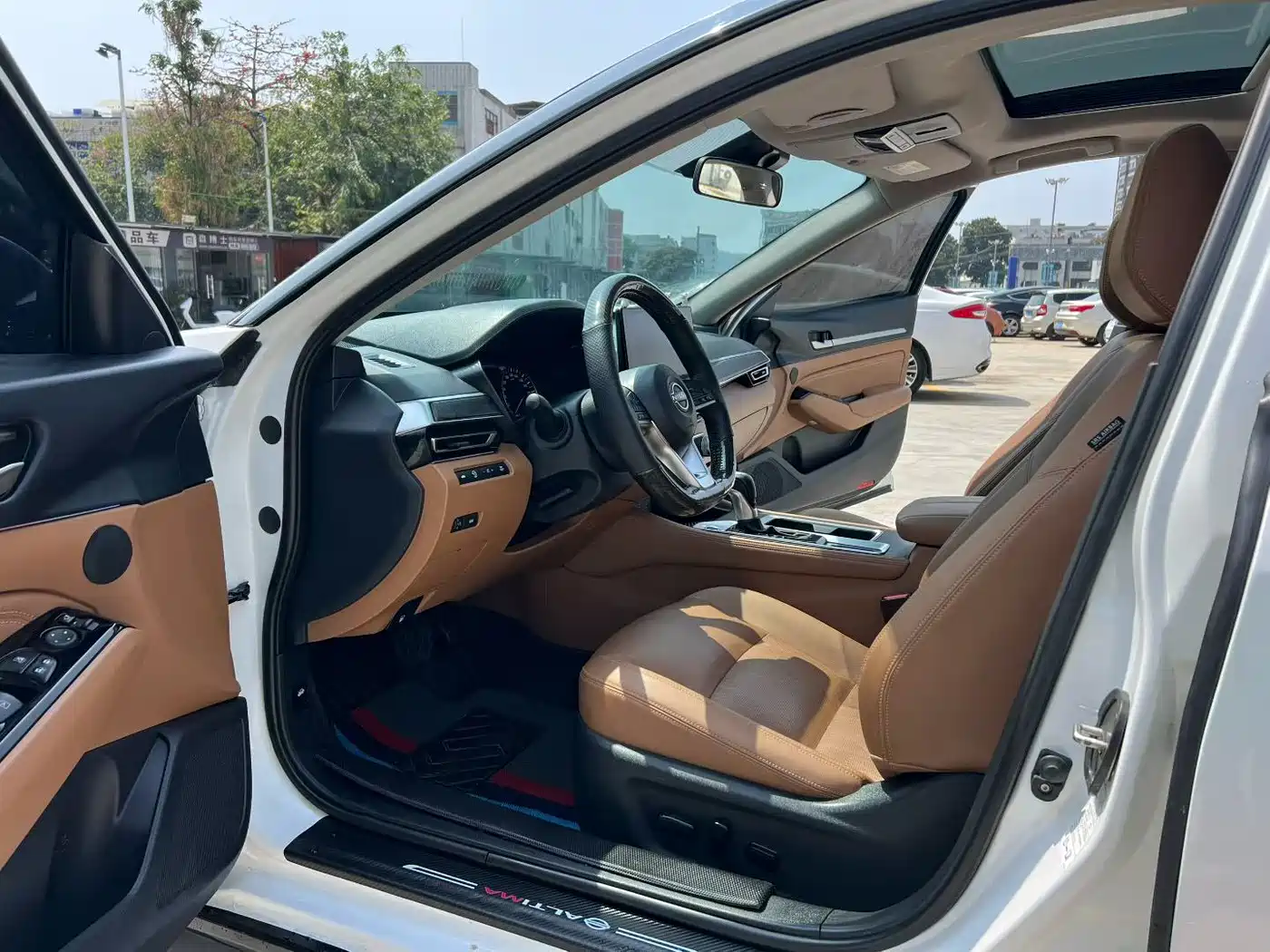 Nissan Teana 2024 2.0L XE Sincere Edition фото 4