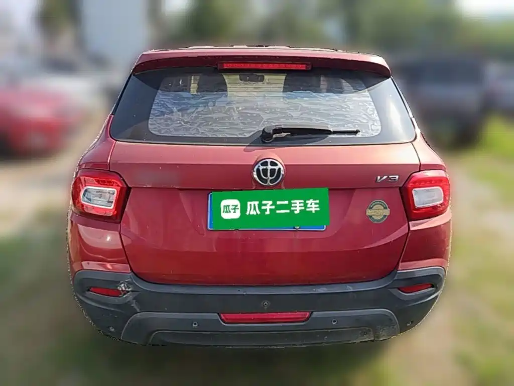 Zhonghua V3 2017 2015 1.5L Manual Comfort Model