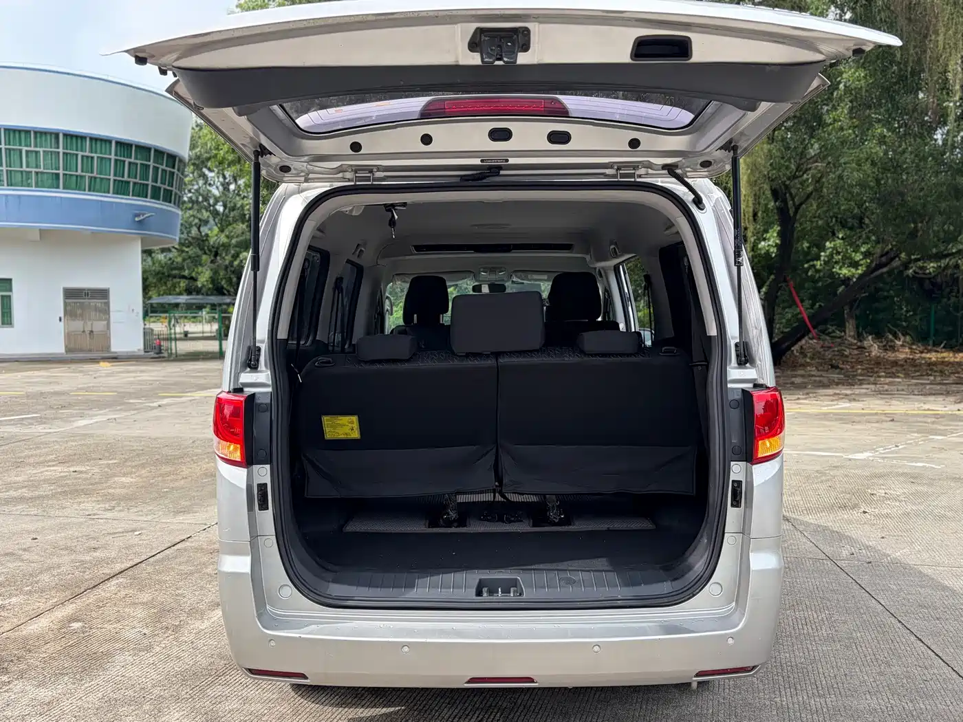 JAC Refine Refine M4 2017 2017 1.9T Diesel Manual Luxury