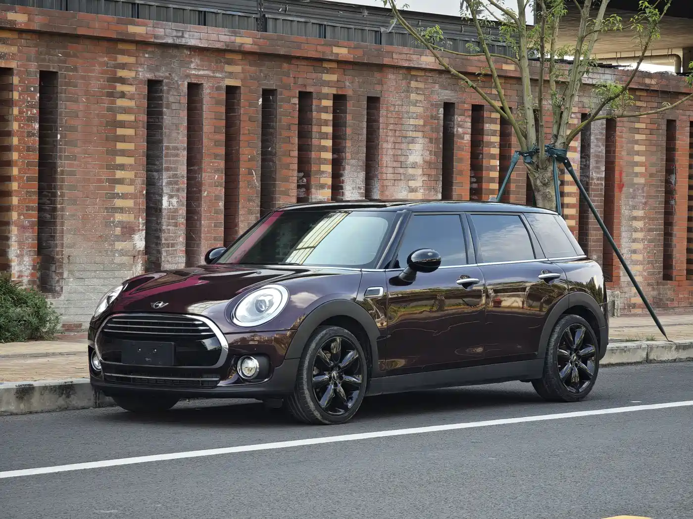 MINI CLUBMAN