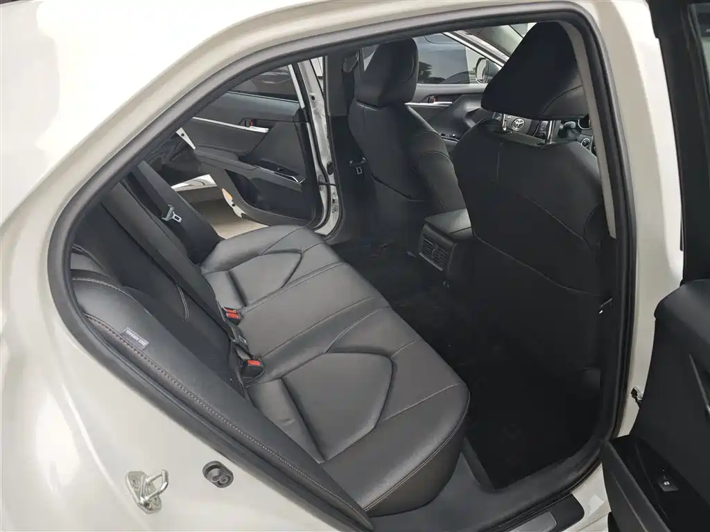 Toyota Camry 2019 Facelift 2.0G Luxury Edition фото 9