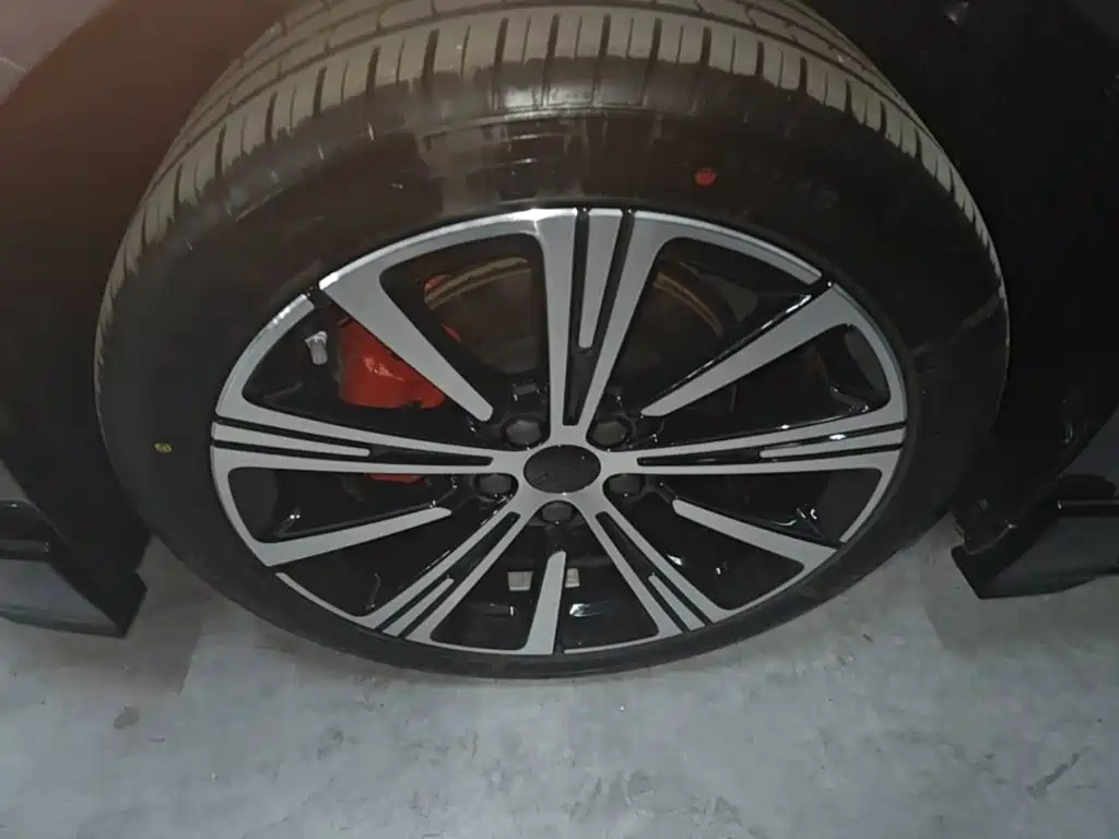 Фото 23 - Geely Preface