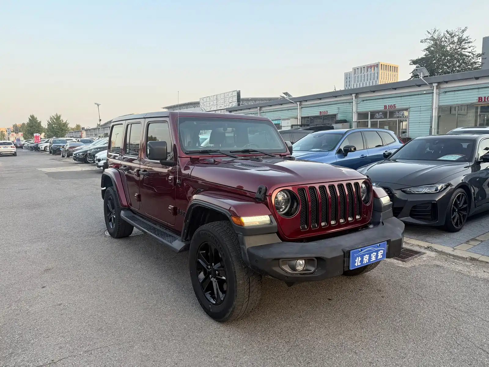 Фото 3 - Jeep Wrangler