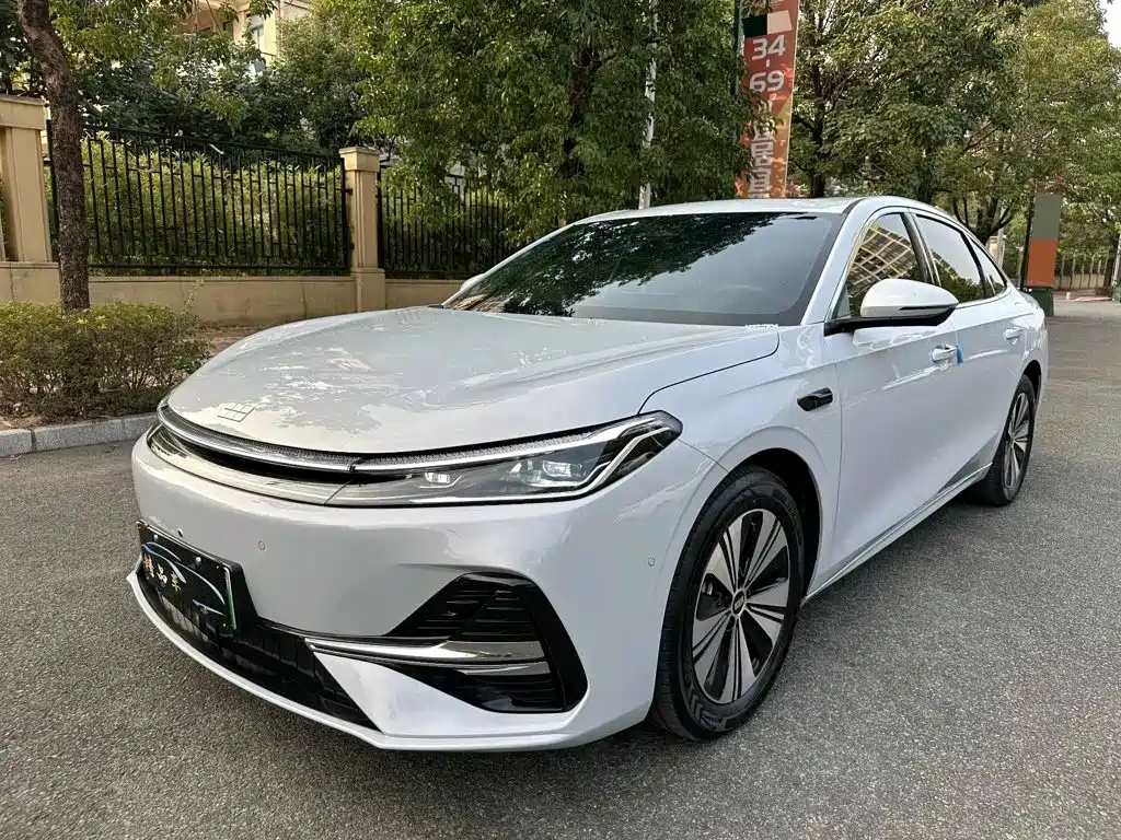 Geely Galaxy Galaxy A7 2025