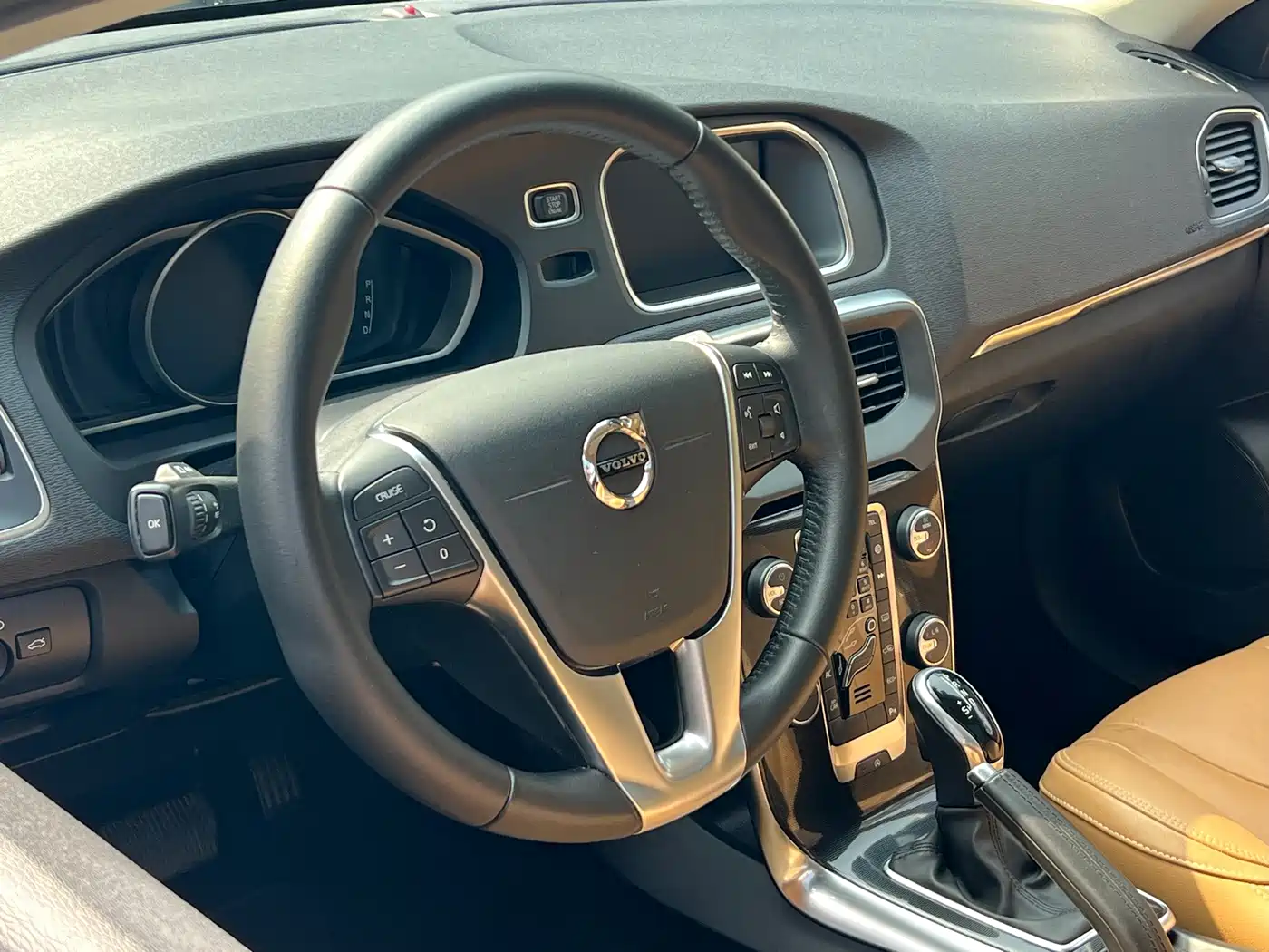 Volvo V40 2018 2017 T3 Inscription