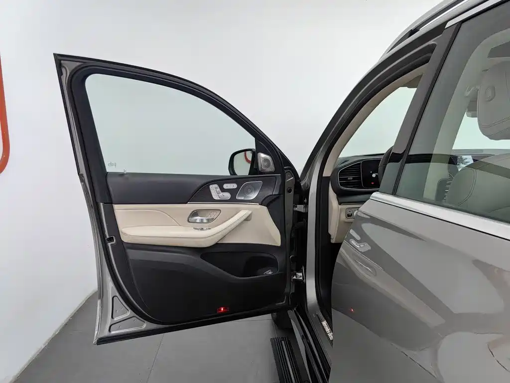 Фото 8 - Mercedes-Benz GLE