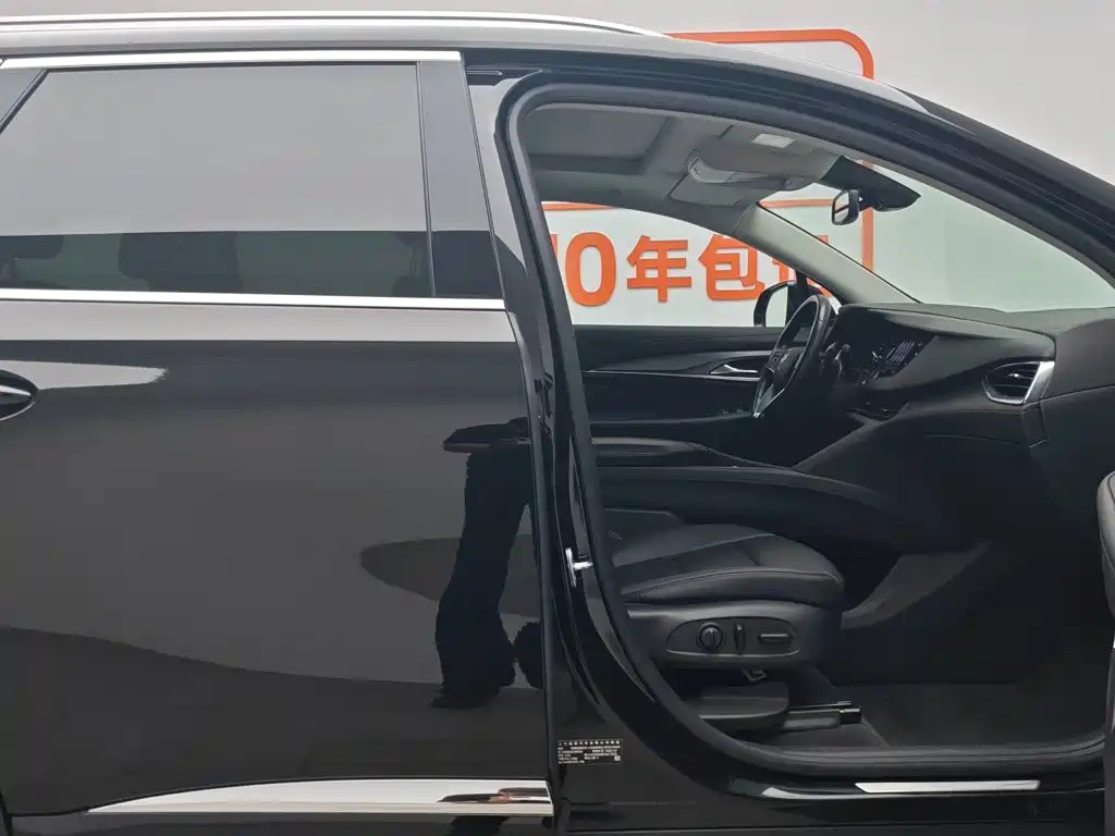 Buick Enclave 2023 2022 652T 2WD Premium 7-Seater