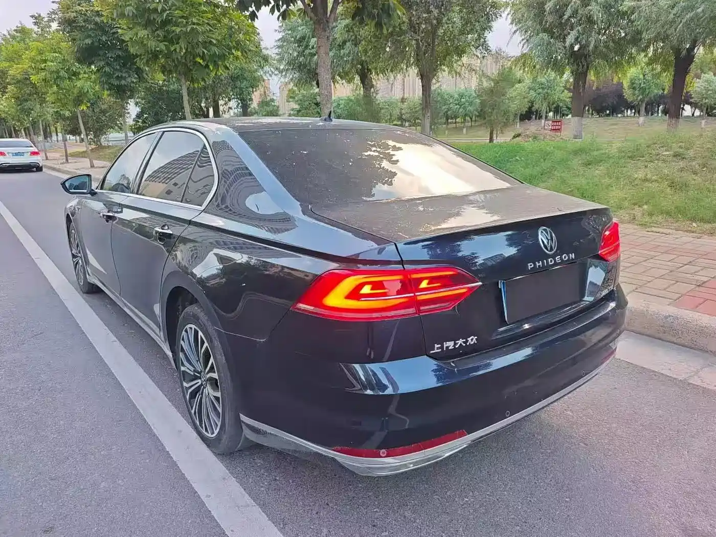 Volkswagen Phideon 2021 2021 380TSI Luxury Edition