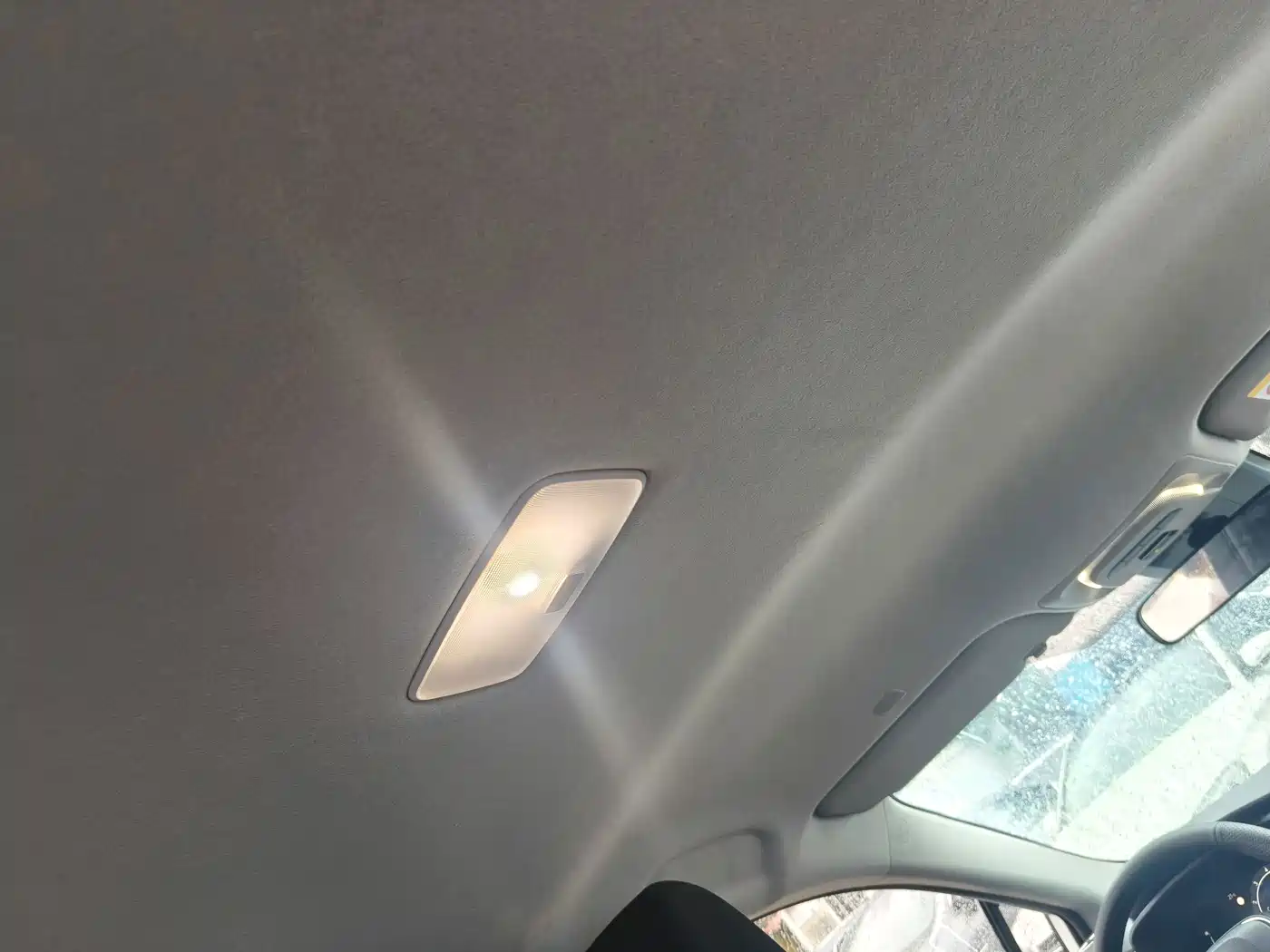 Фото 9 - Toyota Corolla