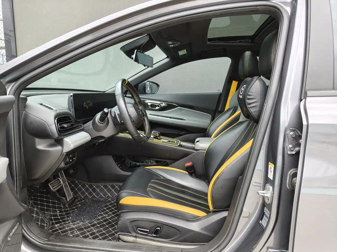 GAC Trumpchi Trumpchi Emkoo 2023 270T DCT J15 Edition фото 5
