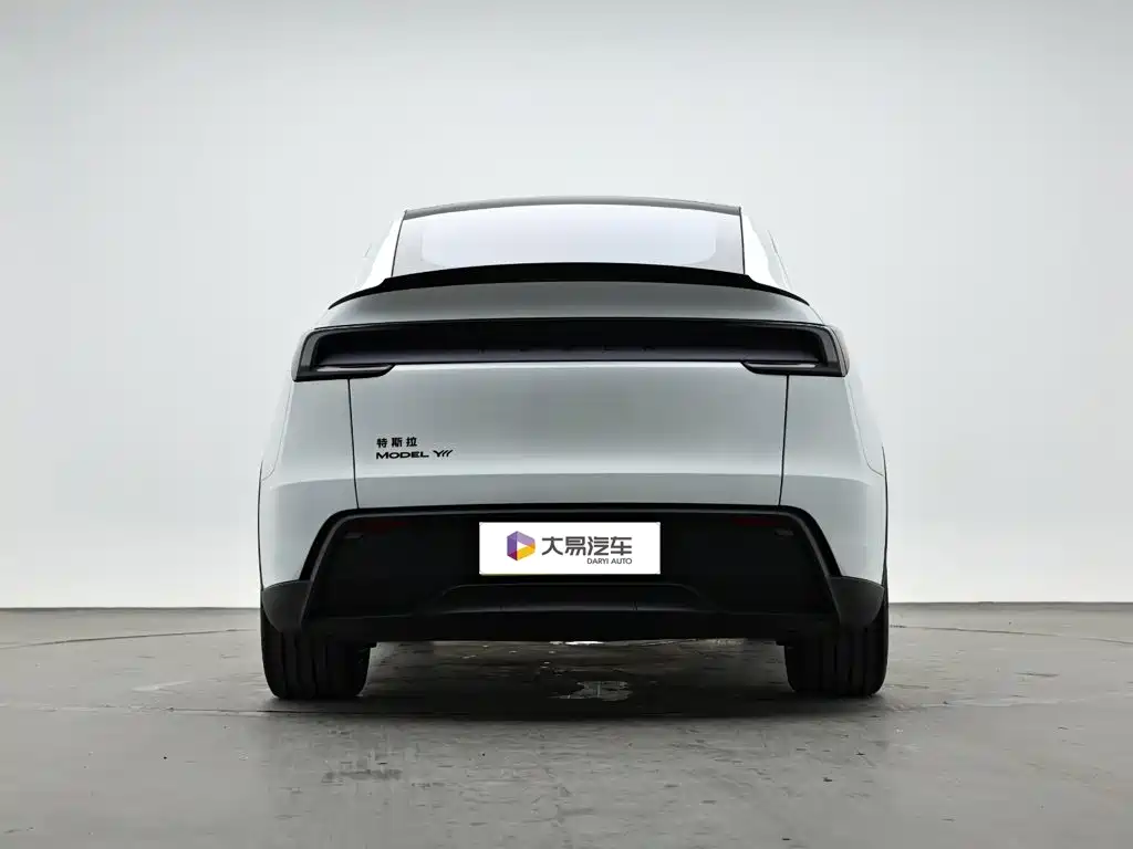 Tesla Model Y L 2025 2025 Facelift Long Range AWD