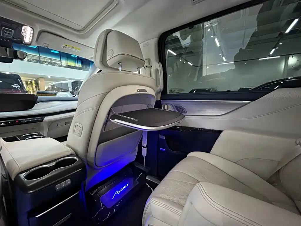 Buick GL8 New Energy 2024 2024 Land Honor Luxury Edition 6-Seater
