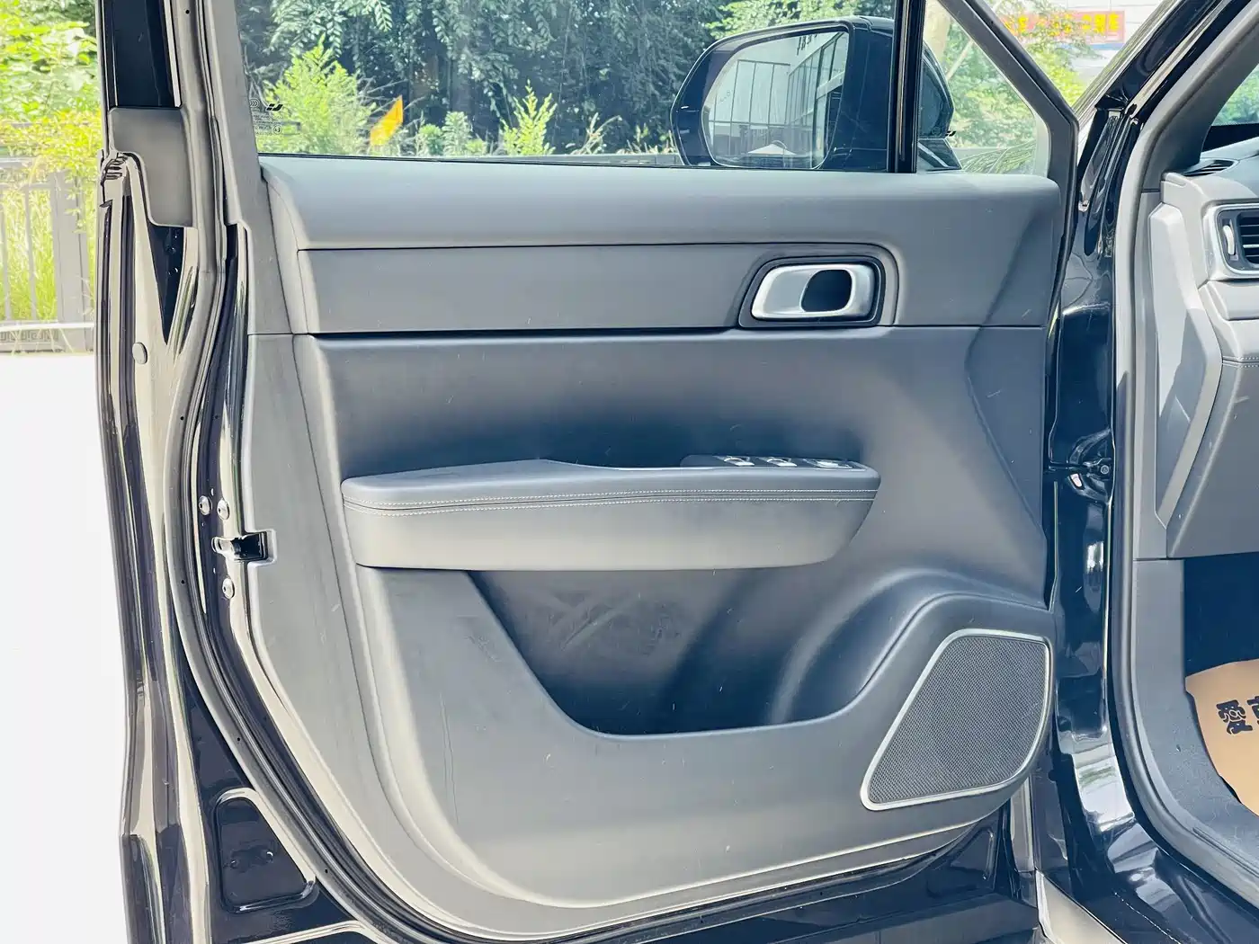 Фото 7 - Li Auto Li ONE