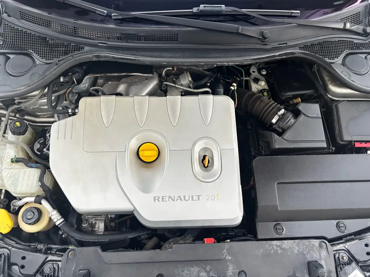 Renault Laguna 2009 2.0T фото 12