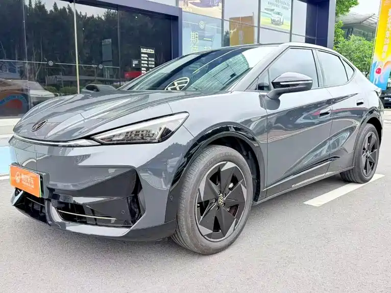 Volkswagen ID. UNYX 06 2025