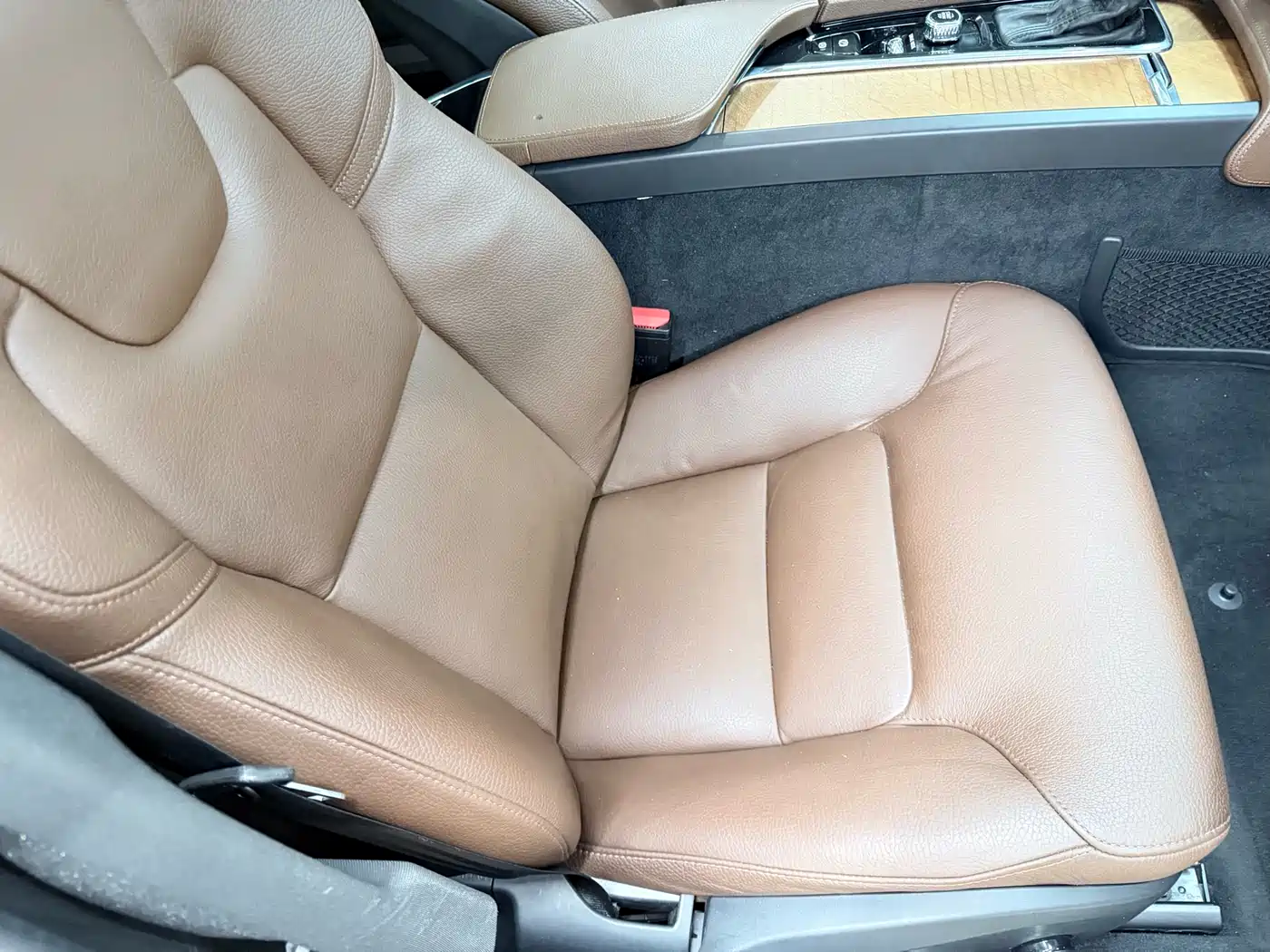 Фото 12 - Volvo S90