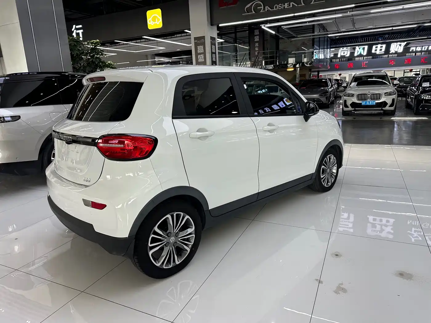 Leapmotor T03 2021 2021 400 Ride-hailing Edition