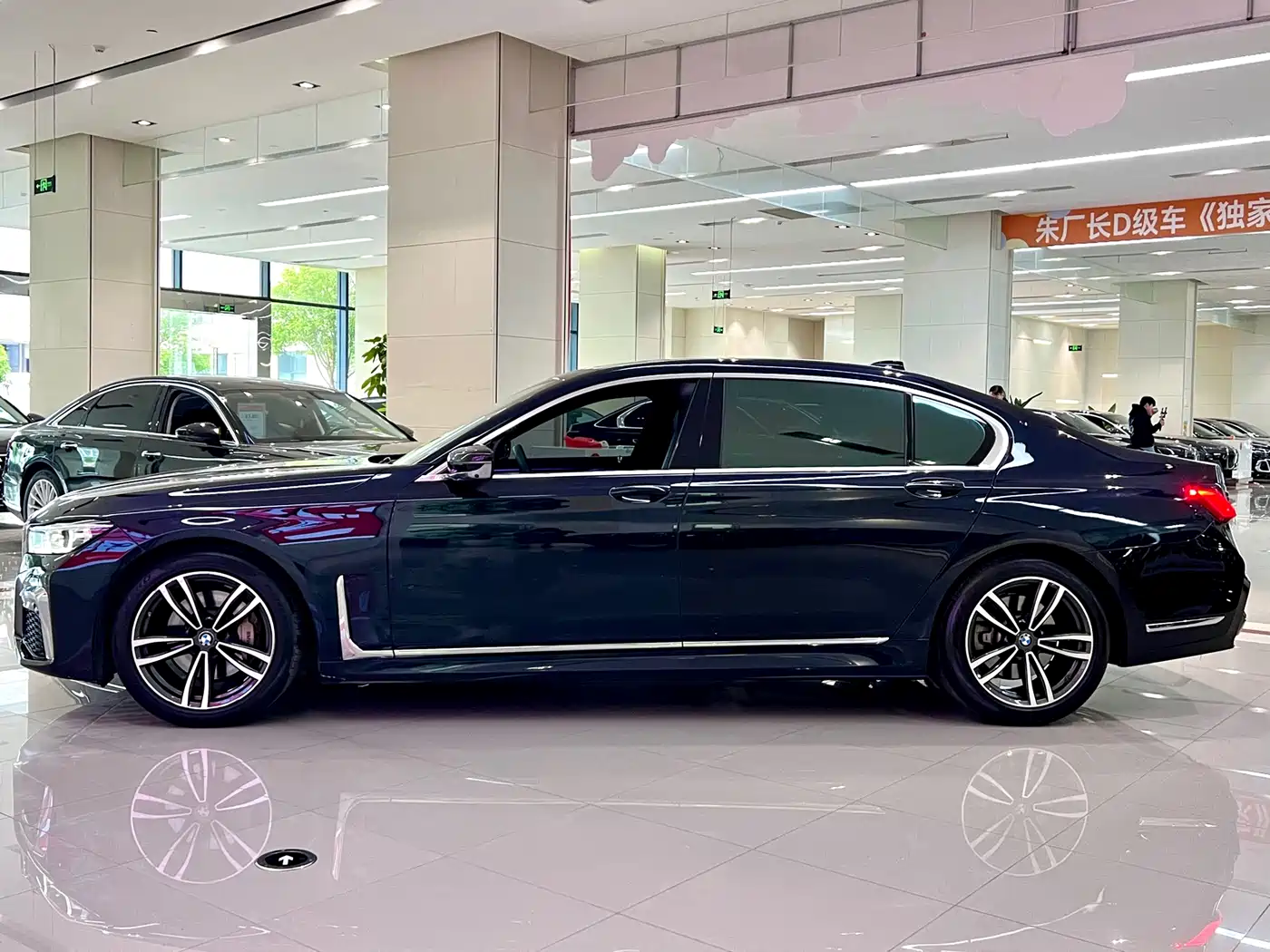BMW 7 Series 2019 730Li M Sport Package фото 3