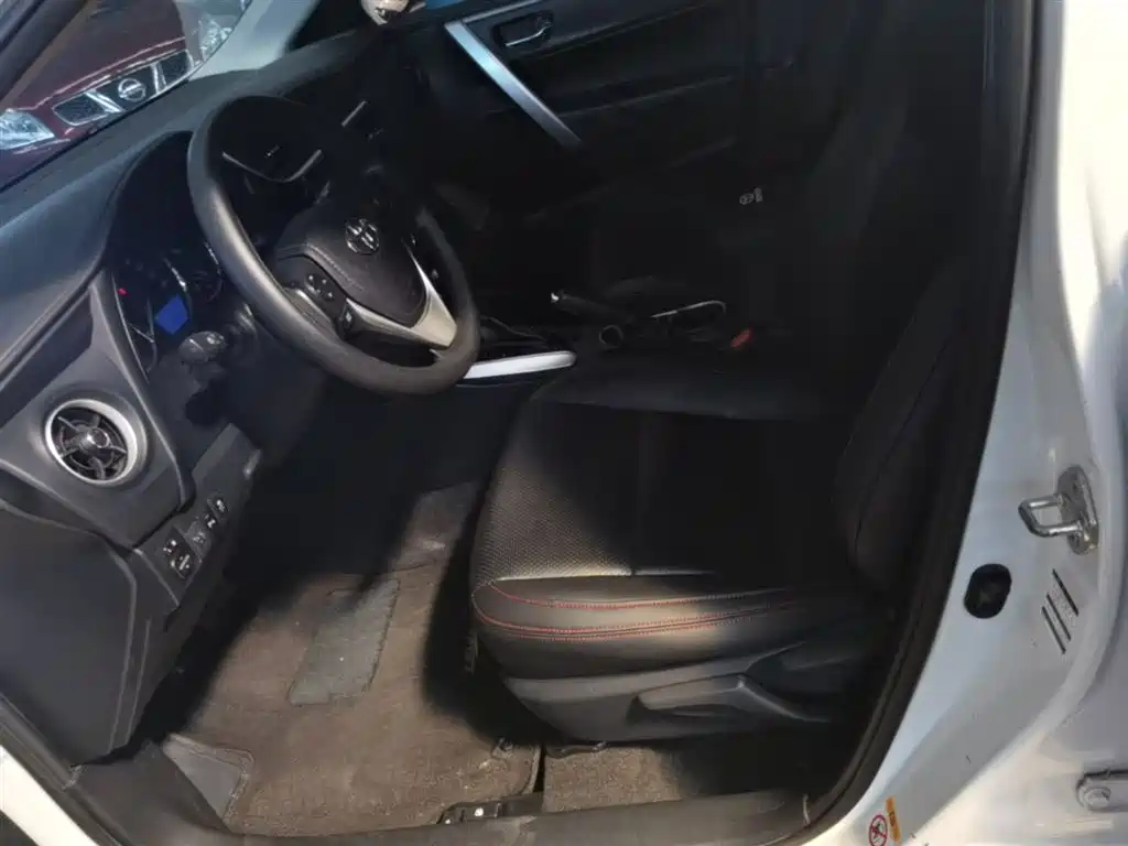 Toyota Levin 2017 Facelift 185T CVT Elite Edition China VI фото 15