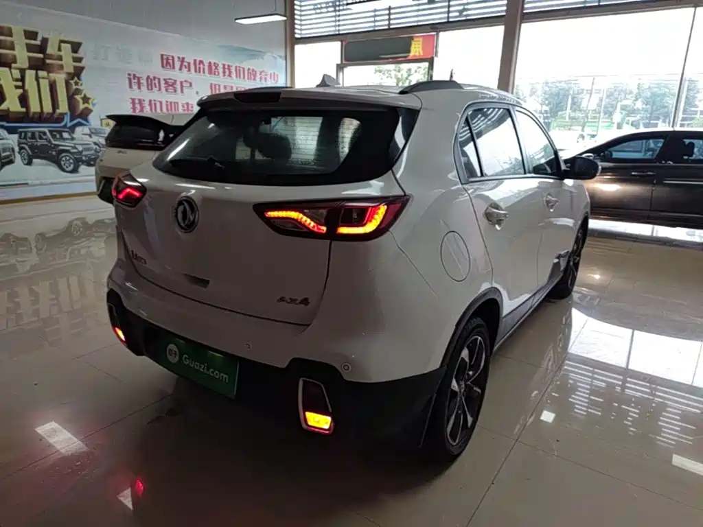 Dongfeng Aeolus Dongfeng Fengshen AX4 2018 2017 1.6L Manual Trendy