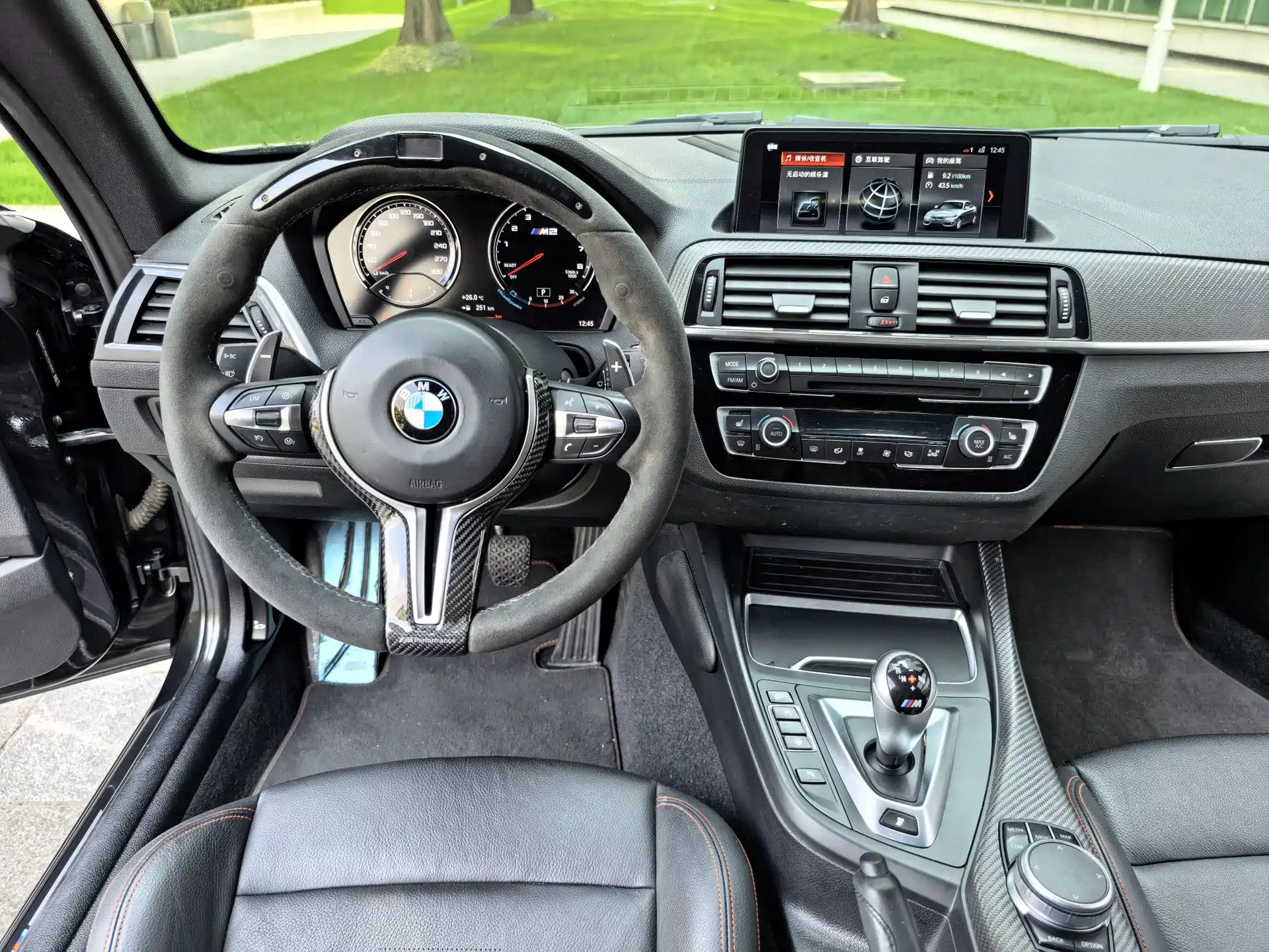 Фото 16 - BMW M2