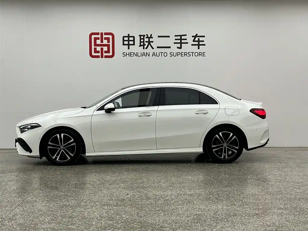 Mercedes-Benz A-Class 2023 A 200 L Dynamic фото 4
