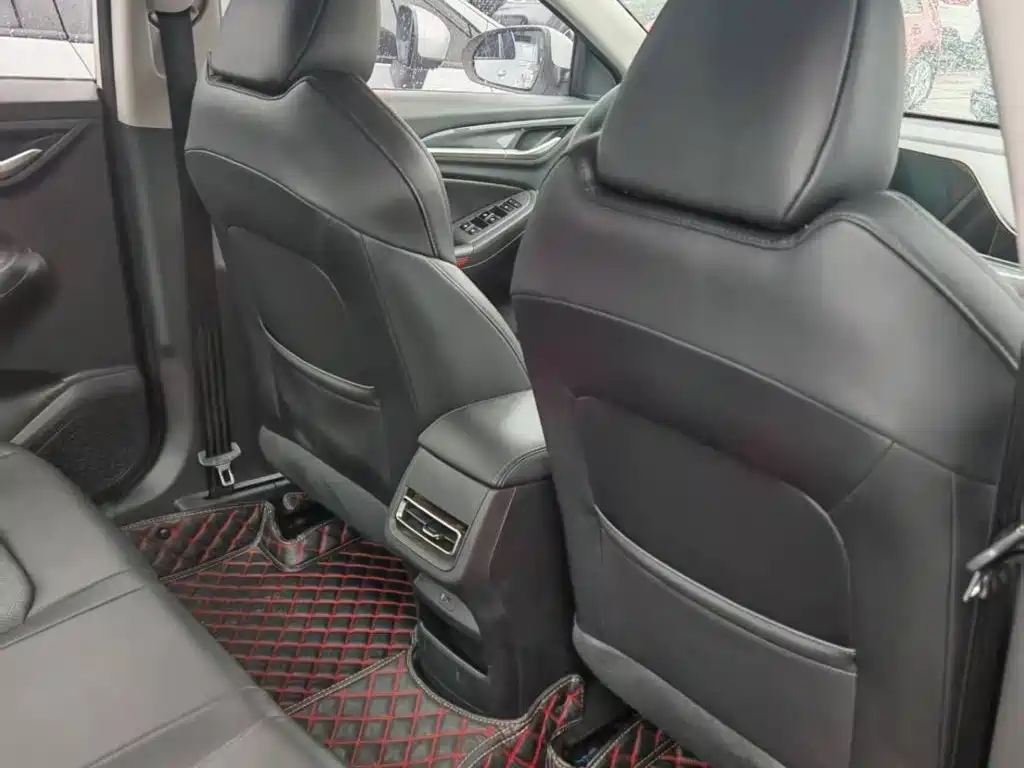 Photo 11 - Changan Eado