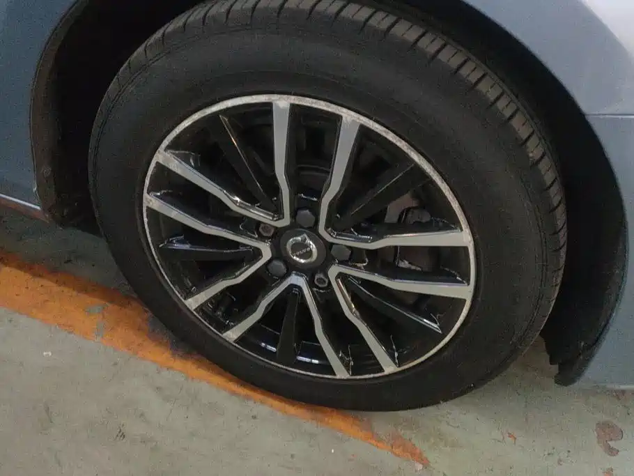 Volvo V40 2018 2018 T3 Momentum Edition