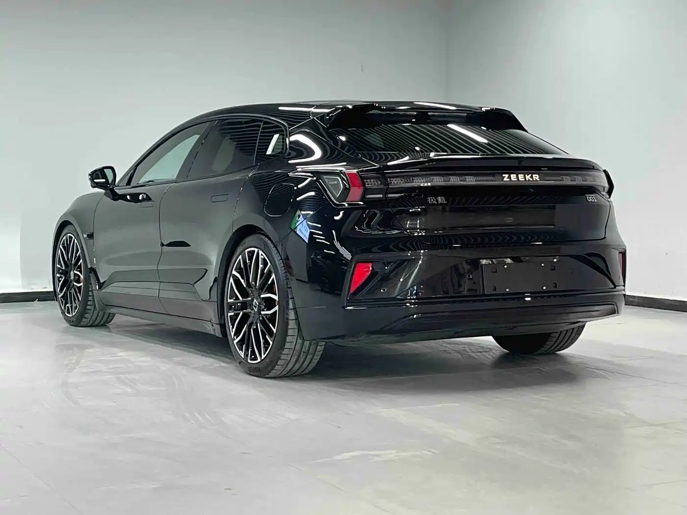 ZEEKR EXTREME KRYPTON 001