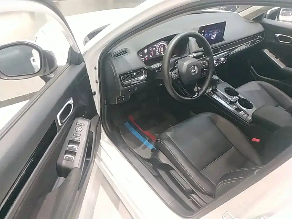 Photo 16 - Honda Civic