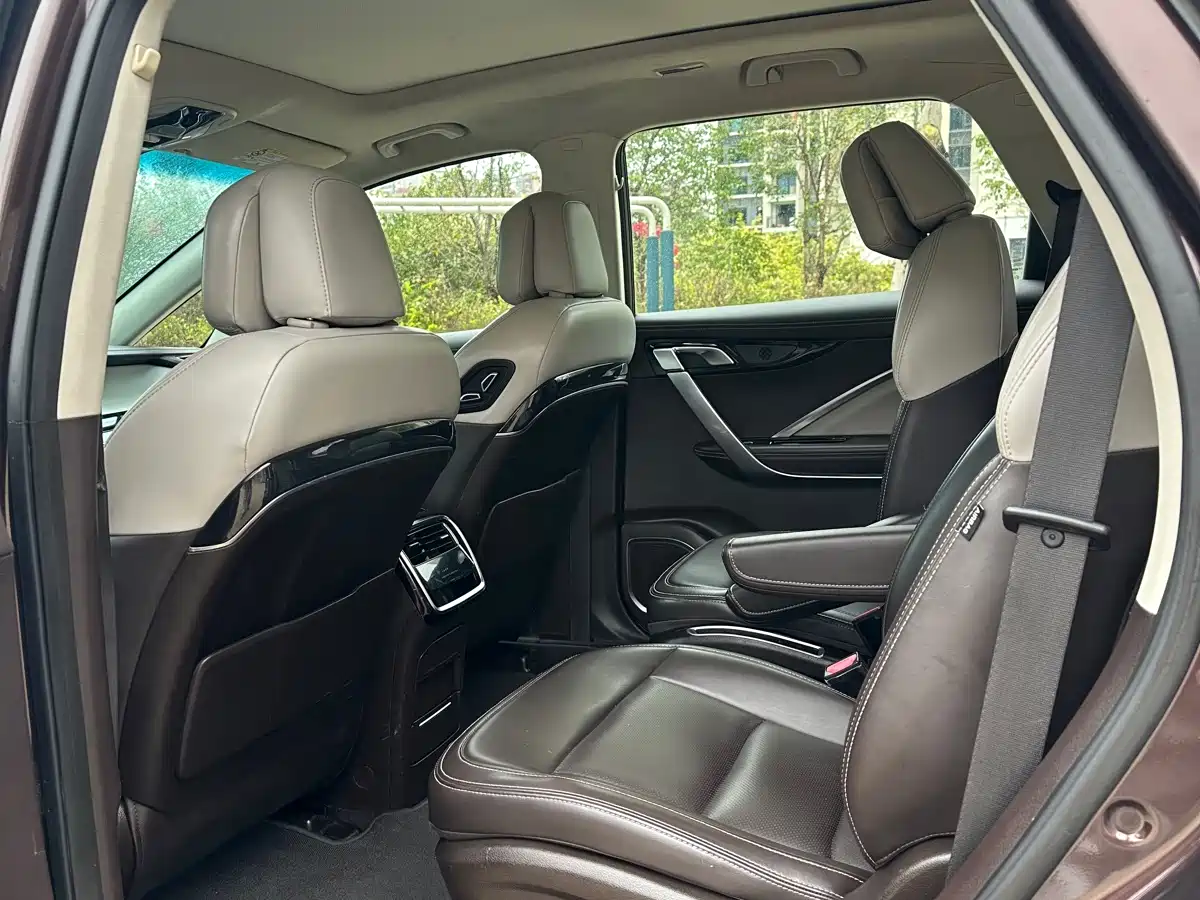 GEELY AUTOMOBILE JIAJIE